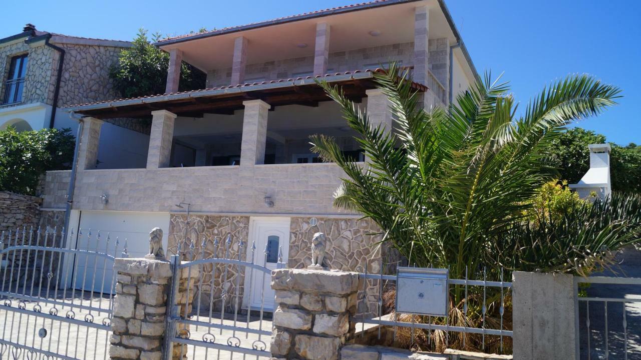 Schönes Ferienhaus direkt am Meer Stomorska Exterior foto